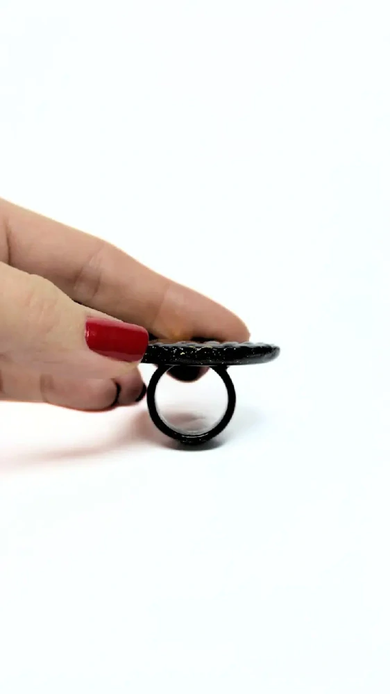 SOTHYS RING - PRSTEN Černo Zlatý